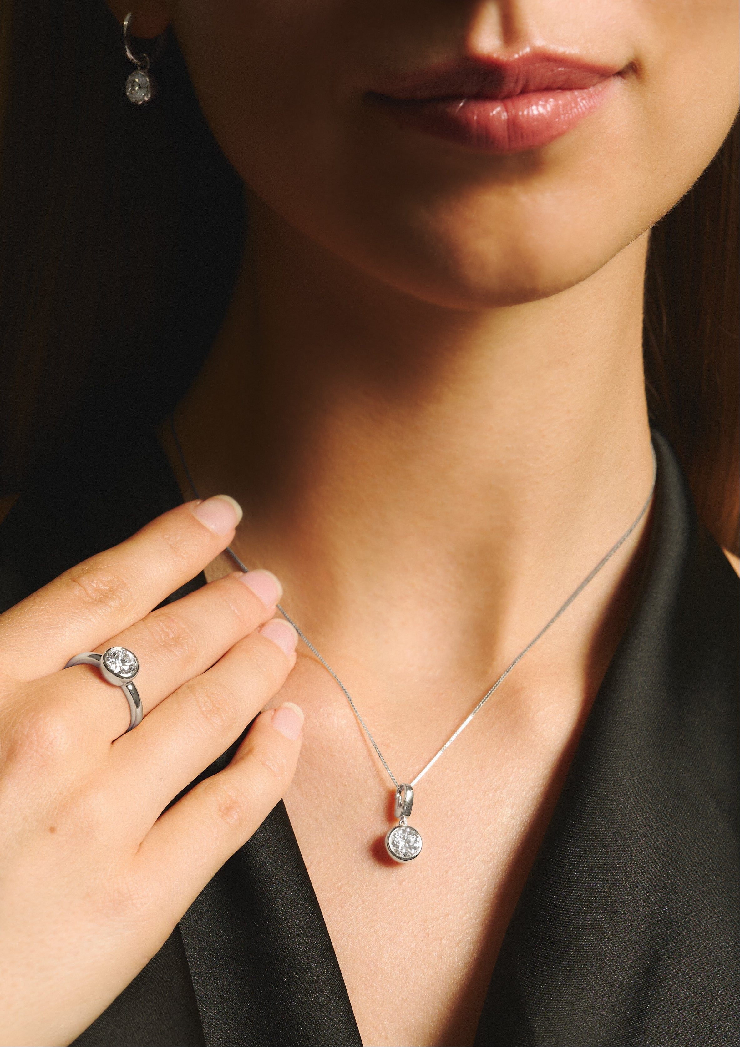 Bubble pendant 1ct with necklace