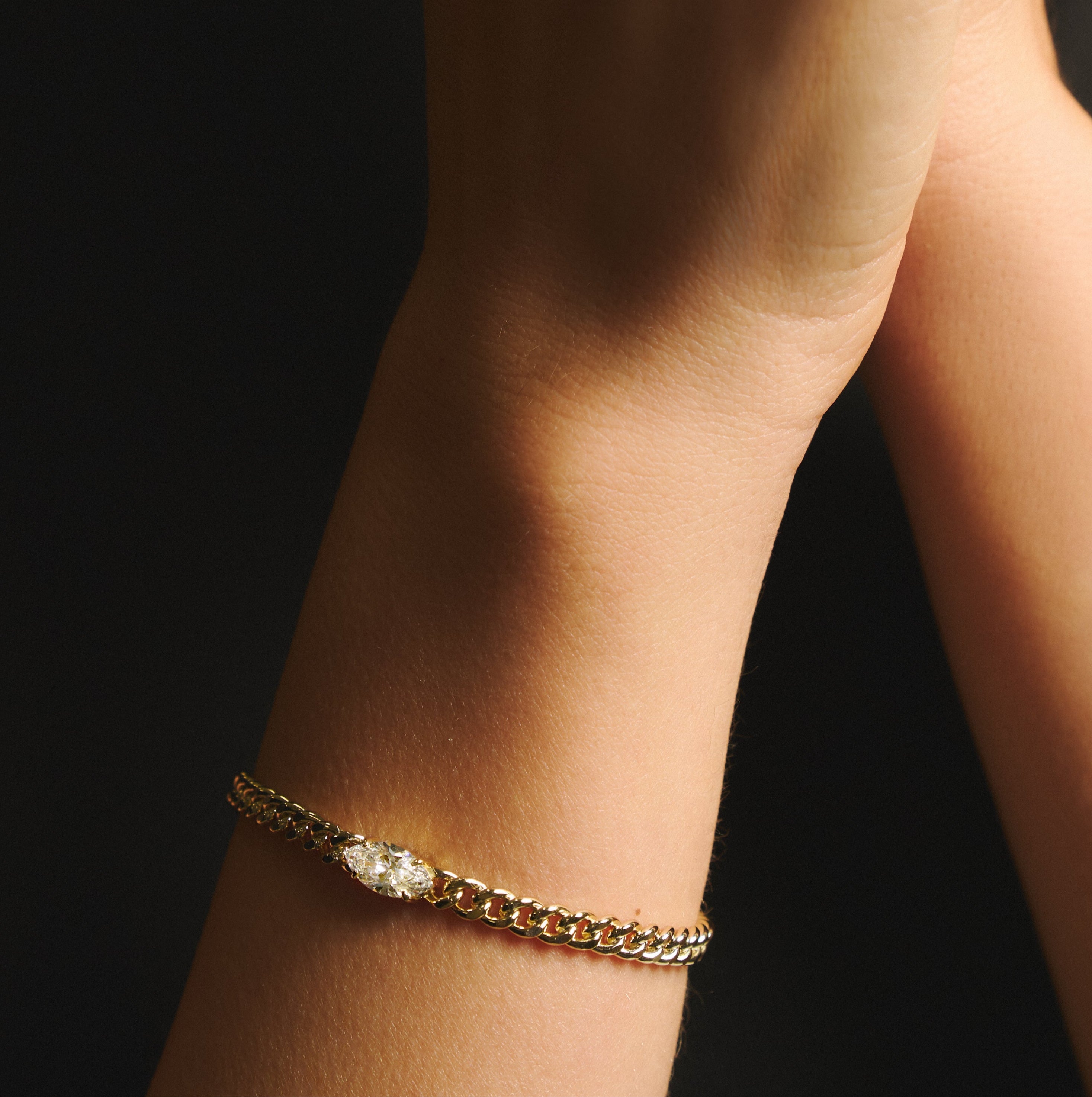 Marquise curb-link bracelet 1ct - Marquise Diamond Curb Chain Bracelet - The Future Rocks - 2