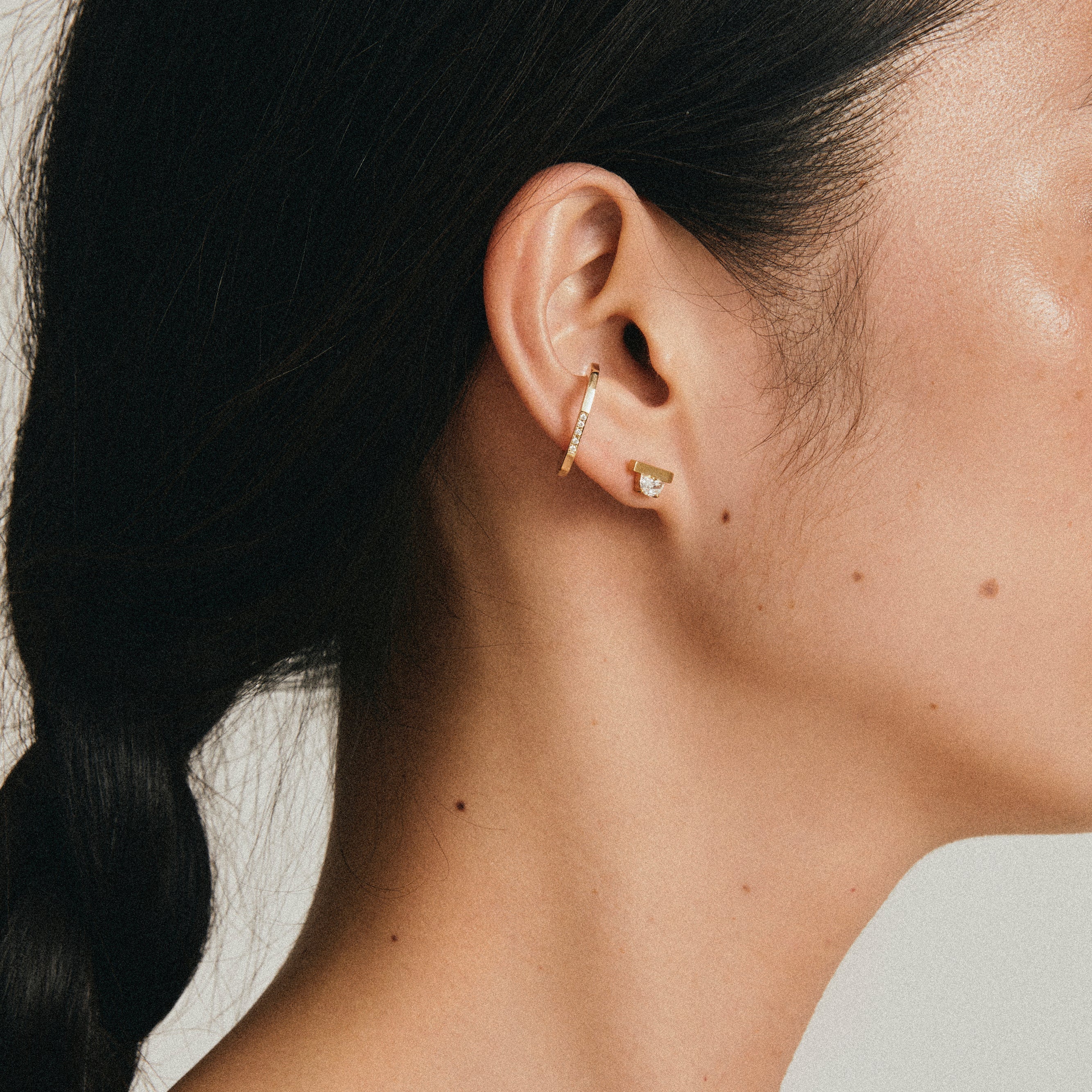 Half moon earrings - Half Moon Diamond Earrings - The Future Rocks - 2