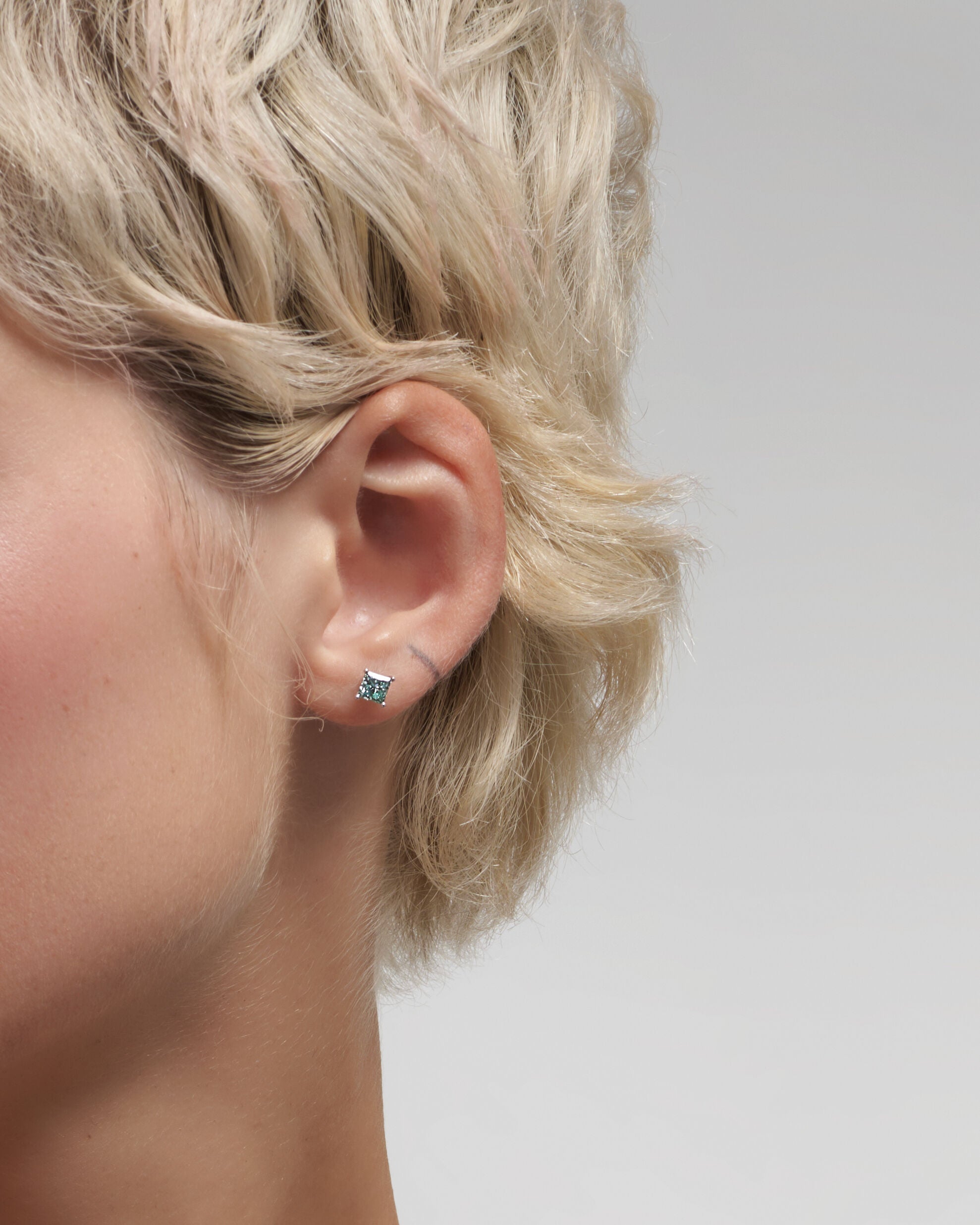 Princess flatback earrings - Princess Cut Blue Diamond Flatback Earrings - The Future Rocks - 2