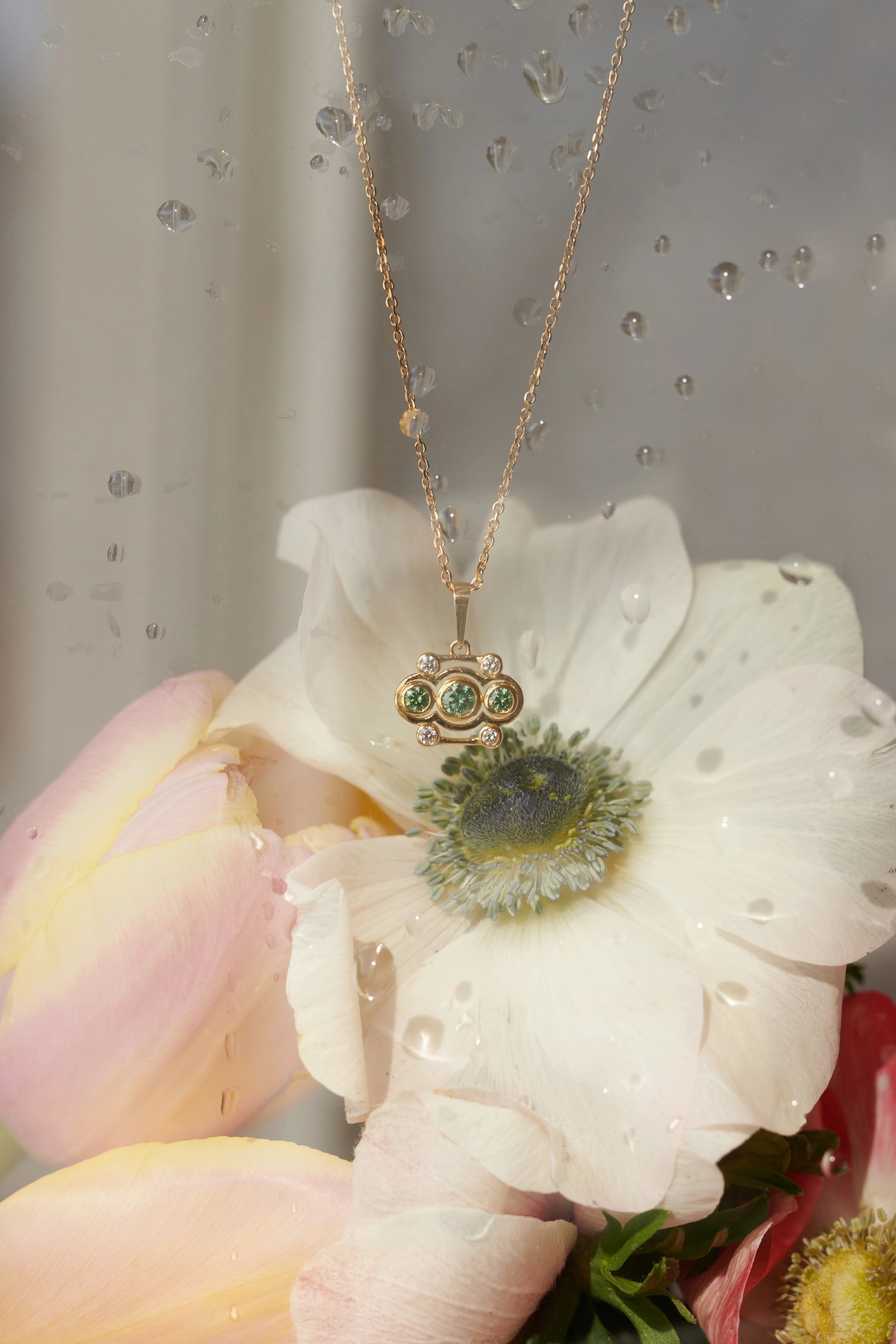 Blossom pendant - Blossom Green Diamond Pendant - The Future Rocks - 4