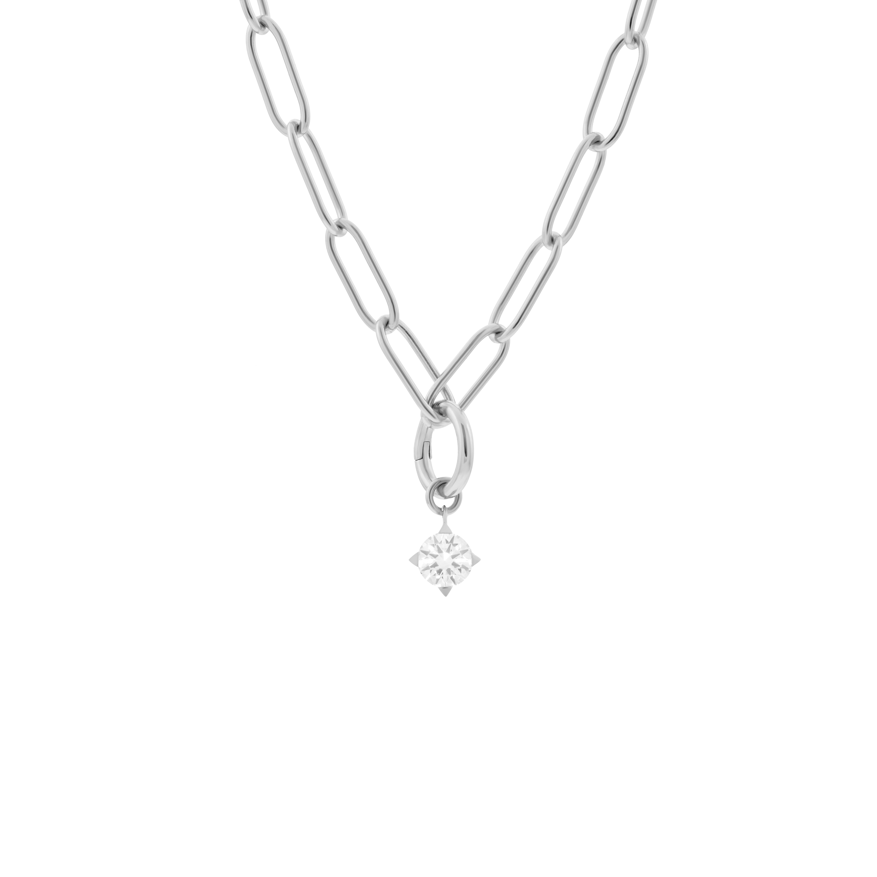 Phoebe necklace with 1 charm