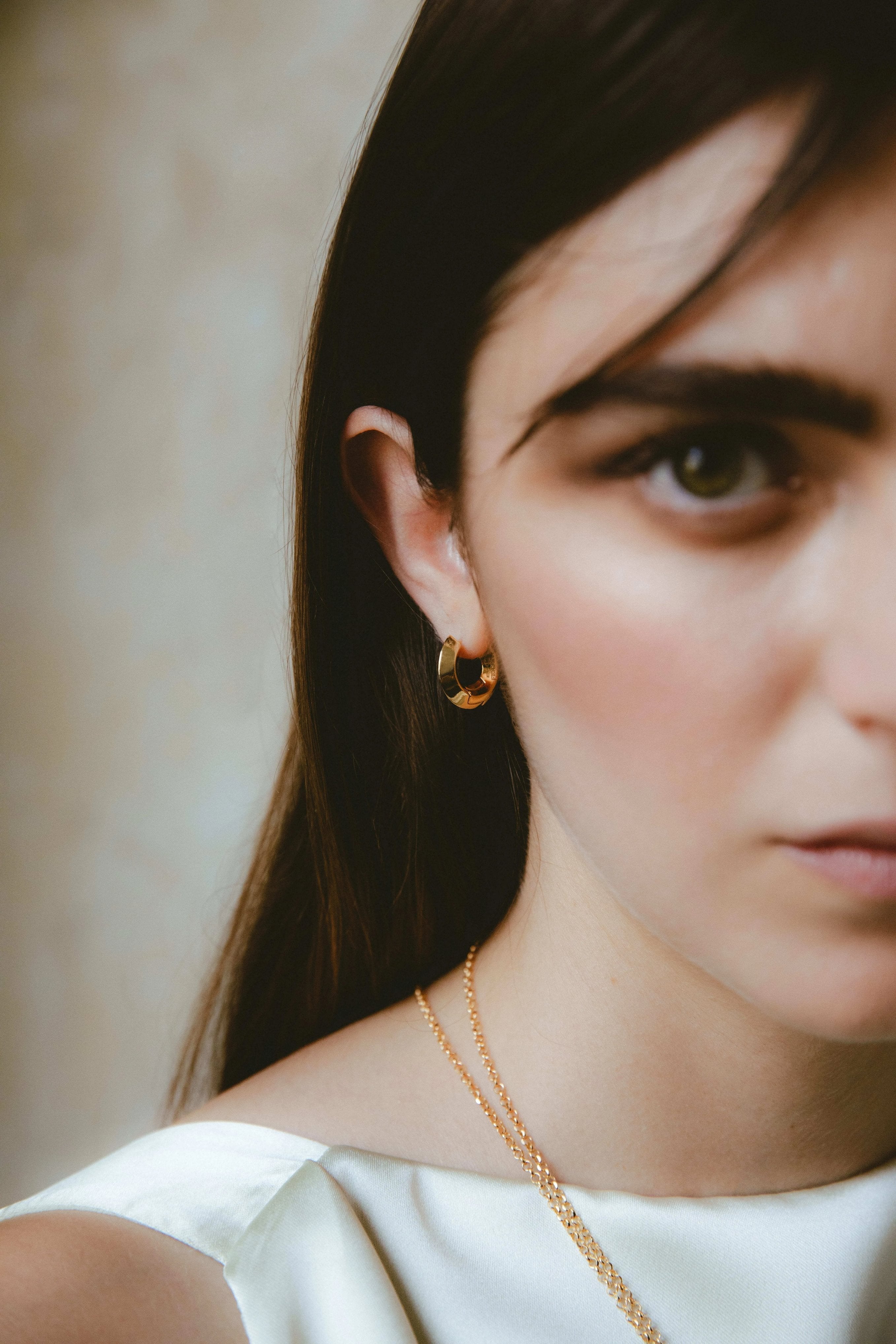 Sculptura circle earrings - Gold & Silver Hoop Earrings - The Future Rocks - 12