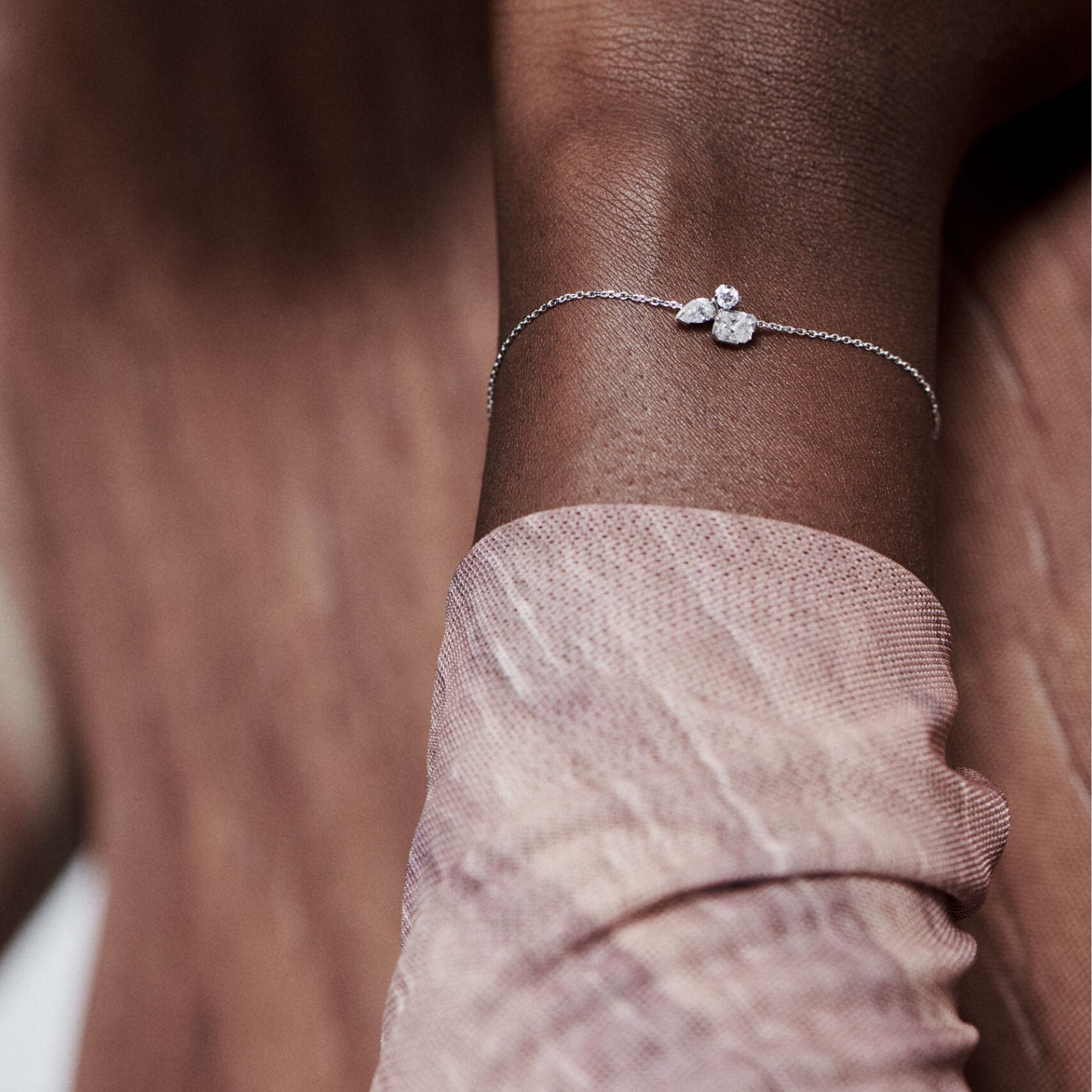 Meta lila bracelet - Meta Three Stone Diamond Bracelet - The Future Rocks - 2