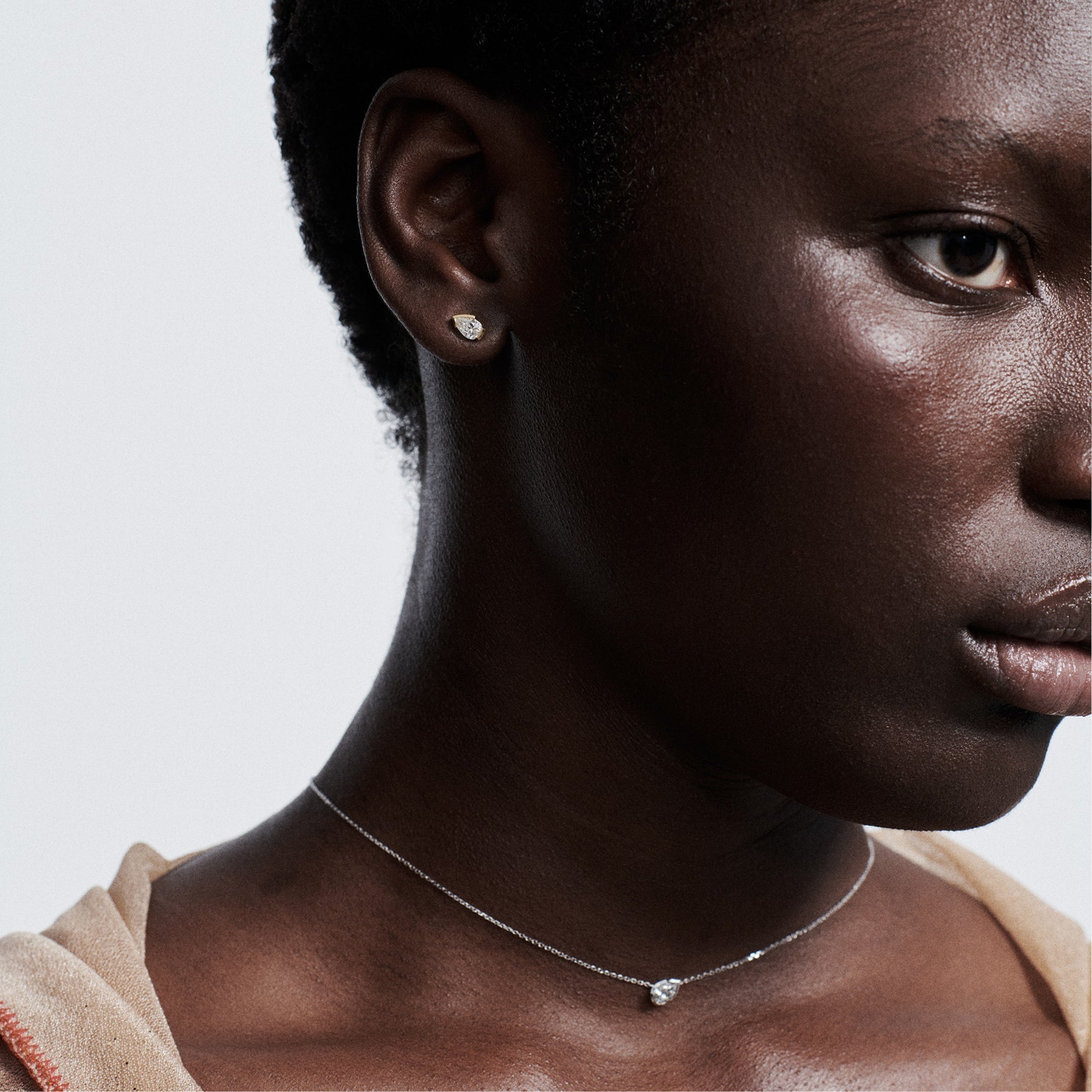 Meta gardenia pendant necklace - Pear Cut Diamond Pendant Necklace - The Future Rocks - 2