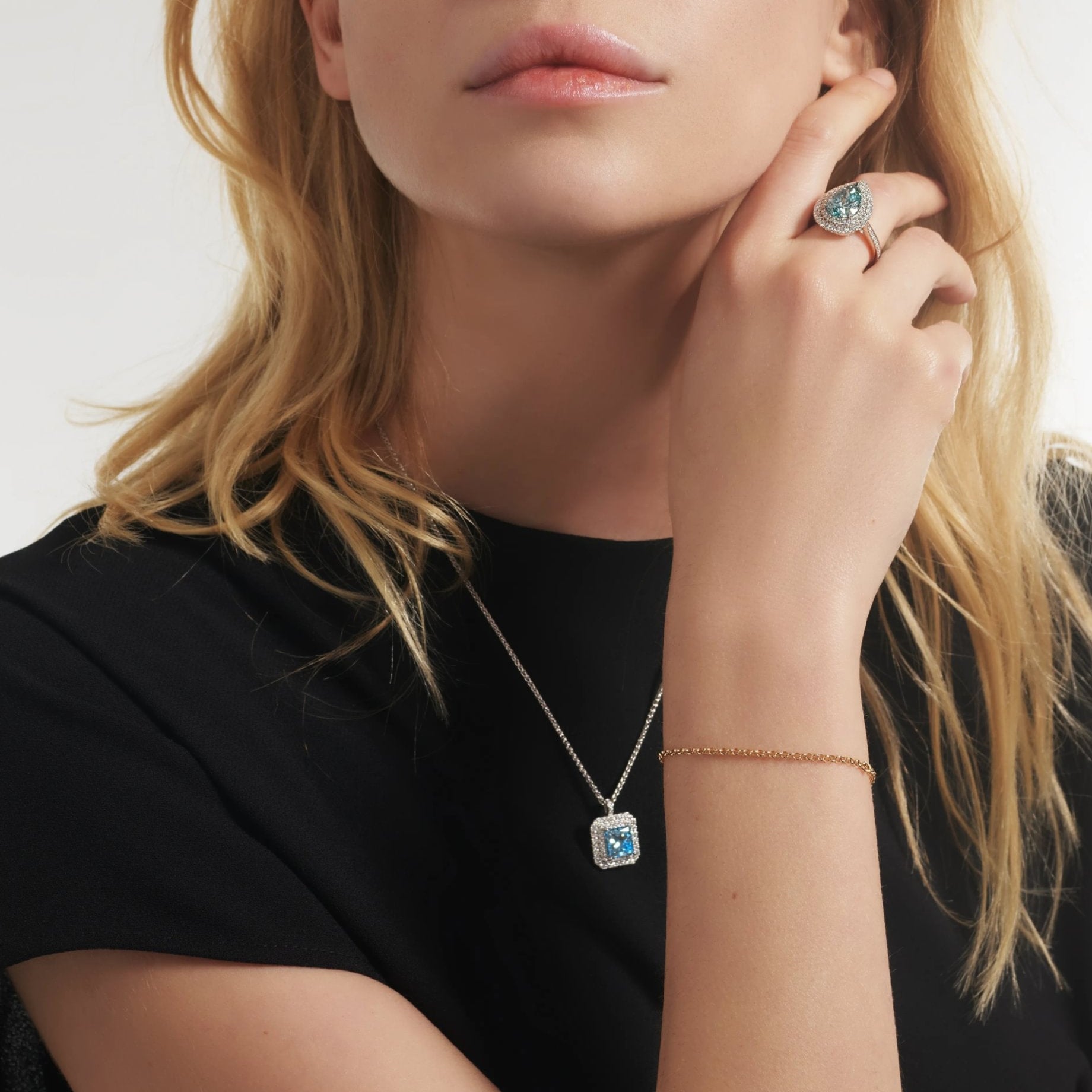 Wonder Rock - Pear - 3ct Lab-Grown Diamond Ring Pear Cut IGI Certified - The Future Rocks - 5