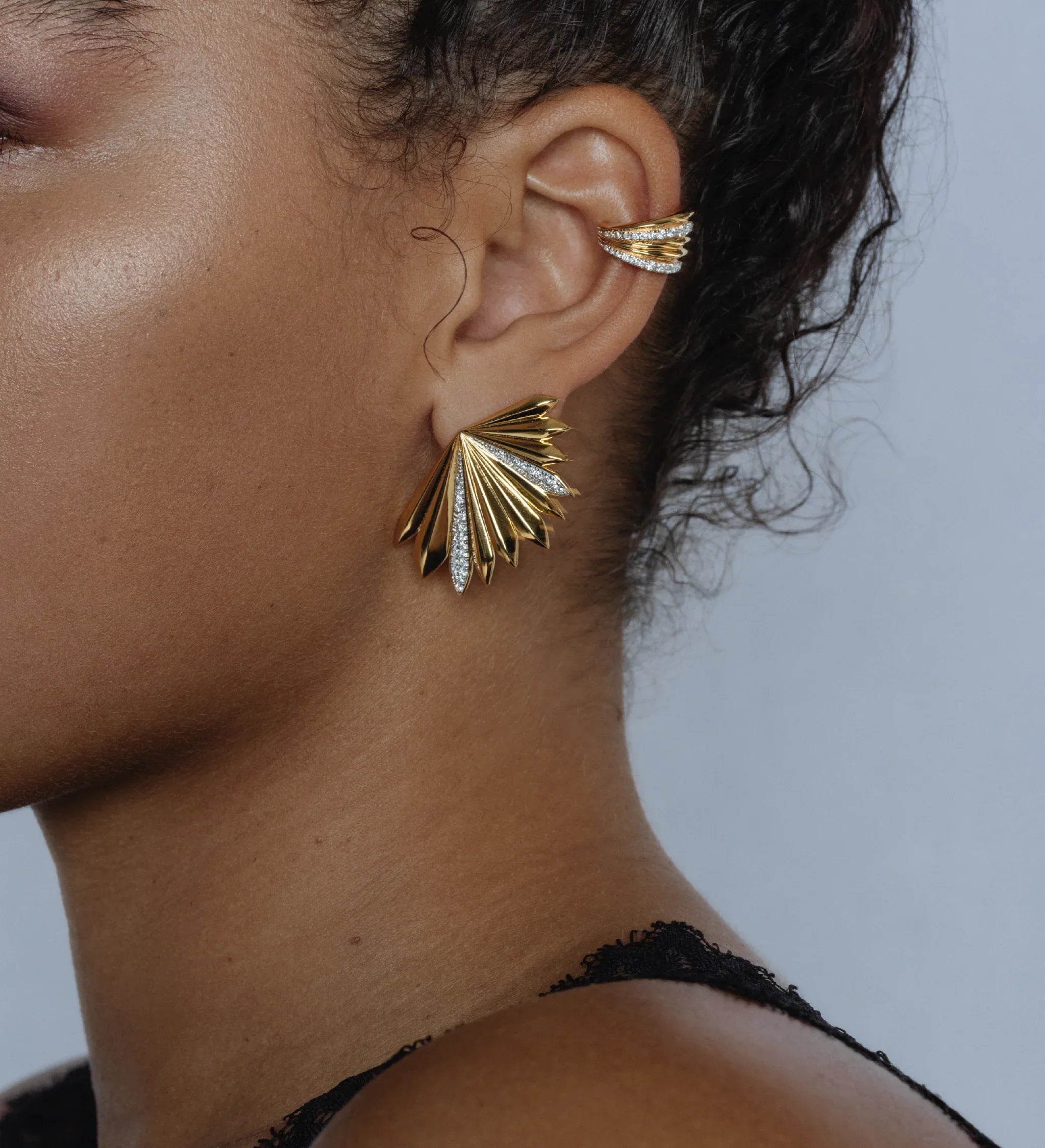 Palm statement fluted earrings - 18K Recycled Gold Vermeil Palm Statement Fluted Earrings - The Future Rocks - 2