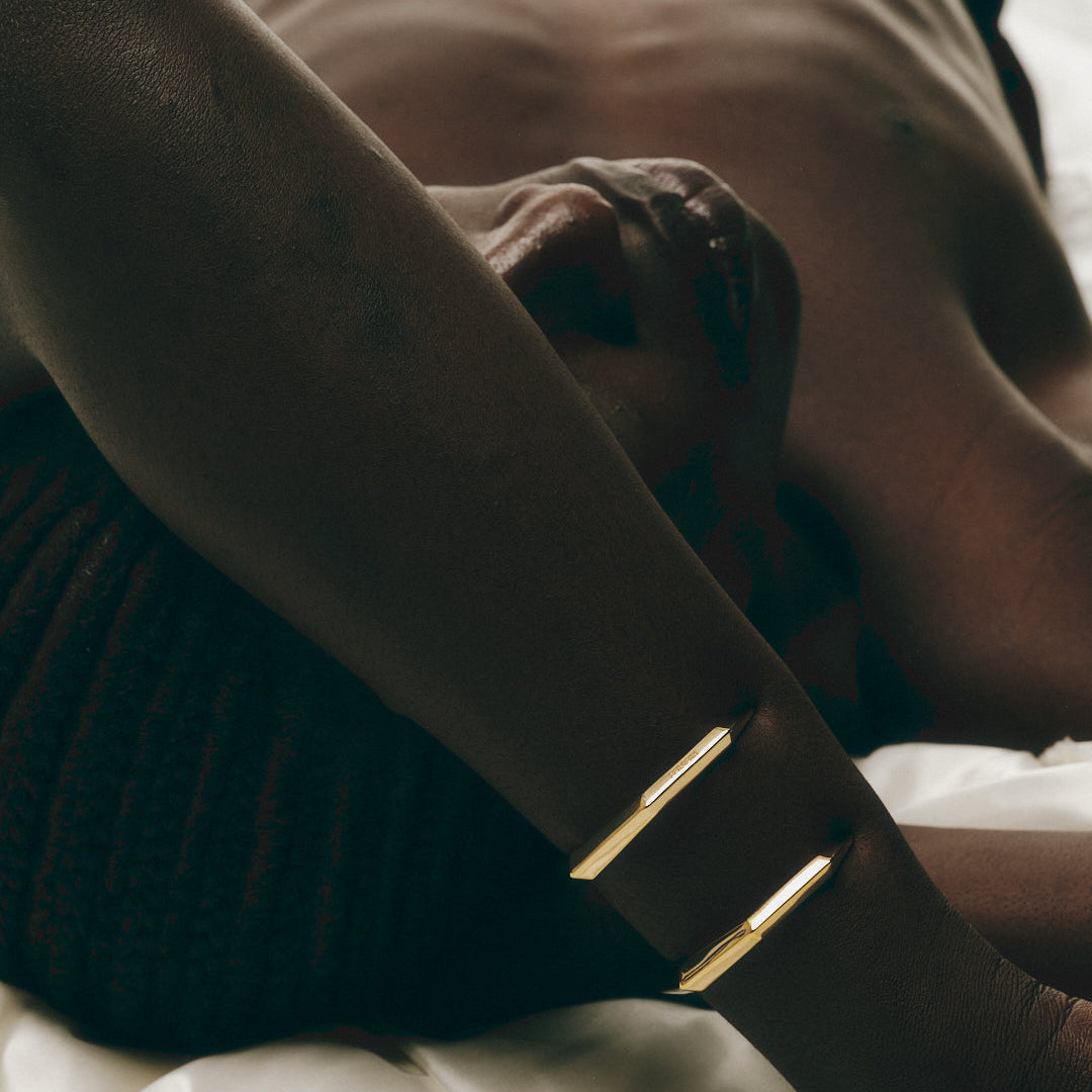 The sculptor's bangle - The Sculptor's Bangle - The Future Rocks - 4