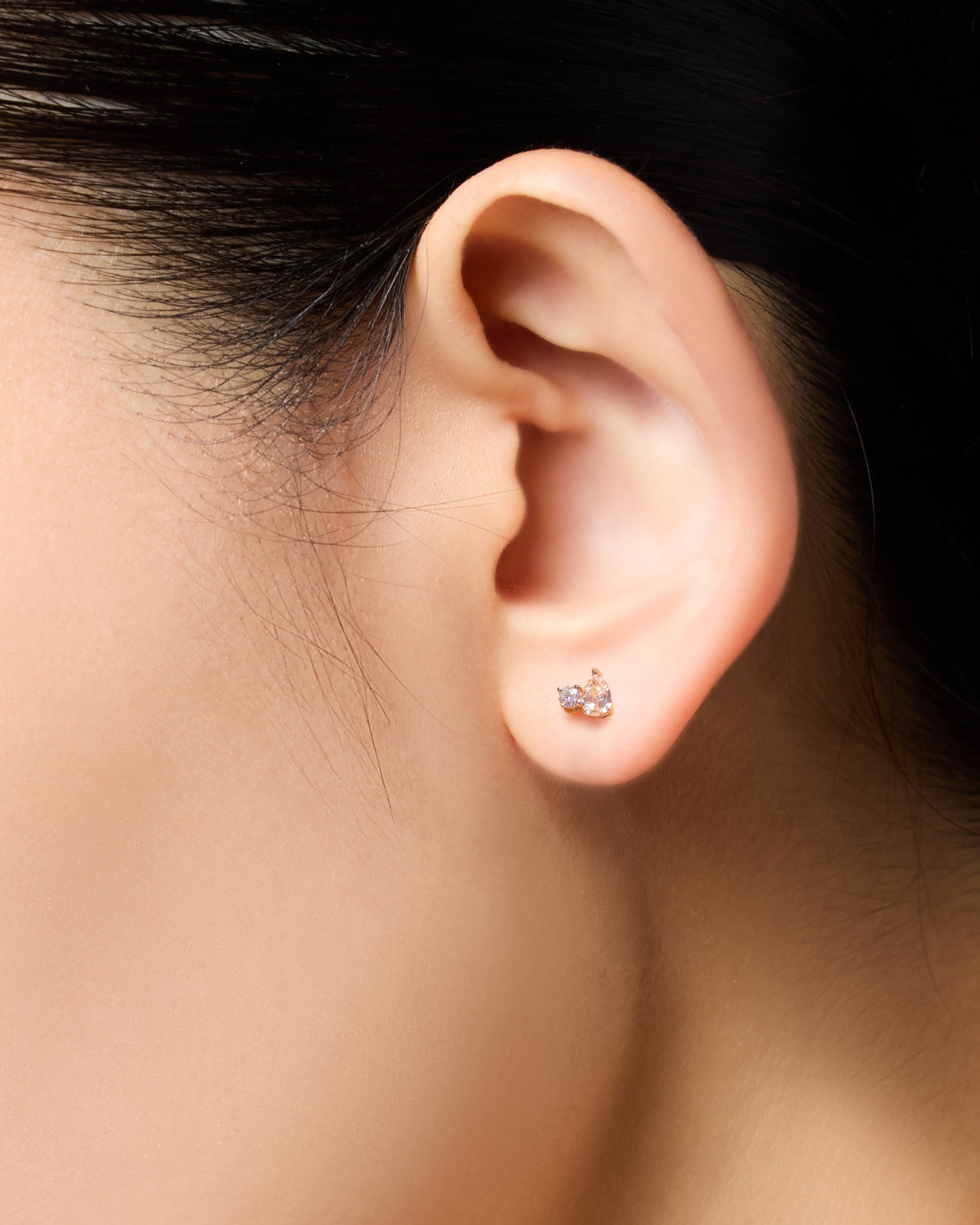 Pear pink duo studs 0.3ct - Pear Cut Pink Diamond Stud Earrings - The Future Rocks - 2