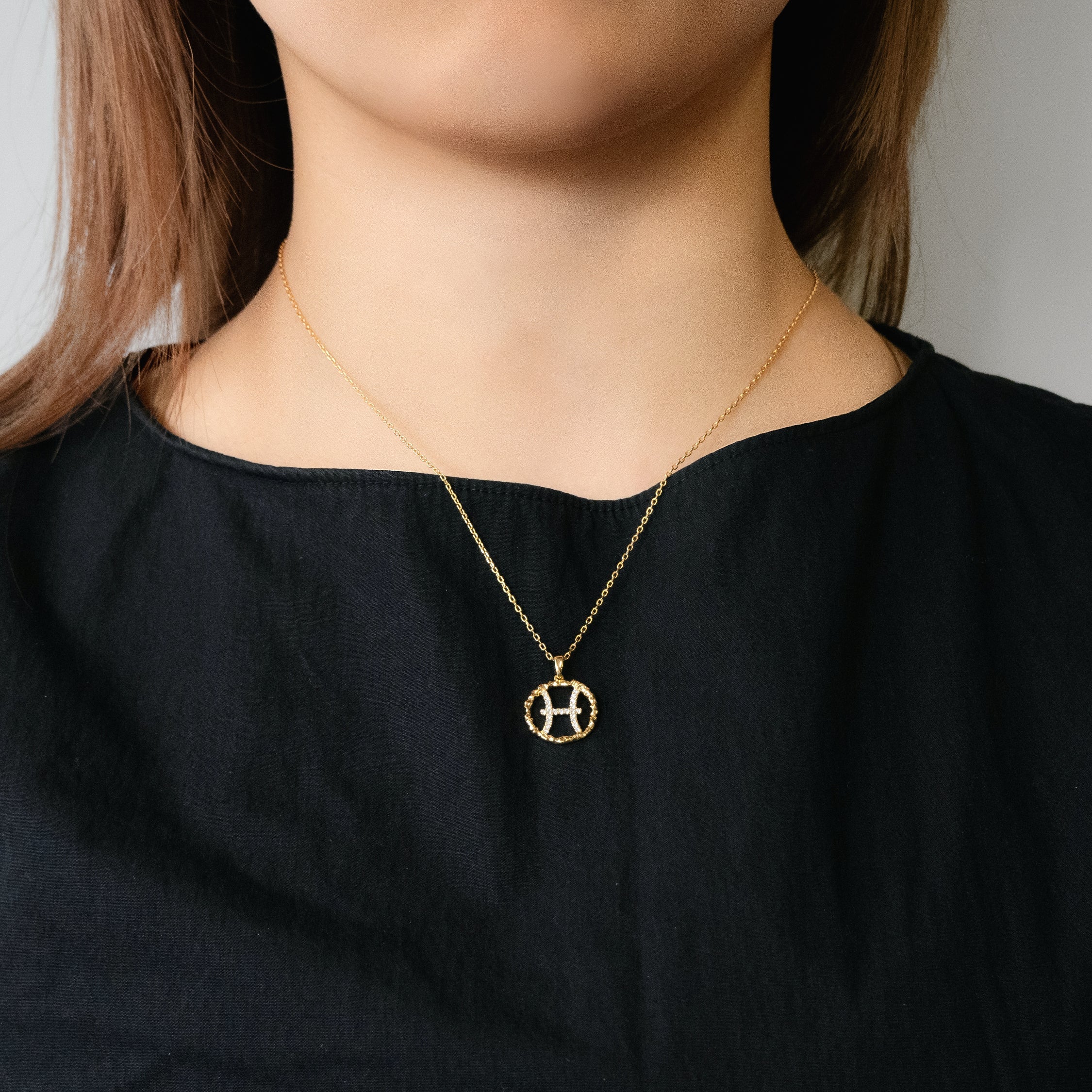 Pisces medallion pendant necklace - Pisces medallion pendant necklace -  The Future Rocks -    2