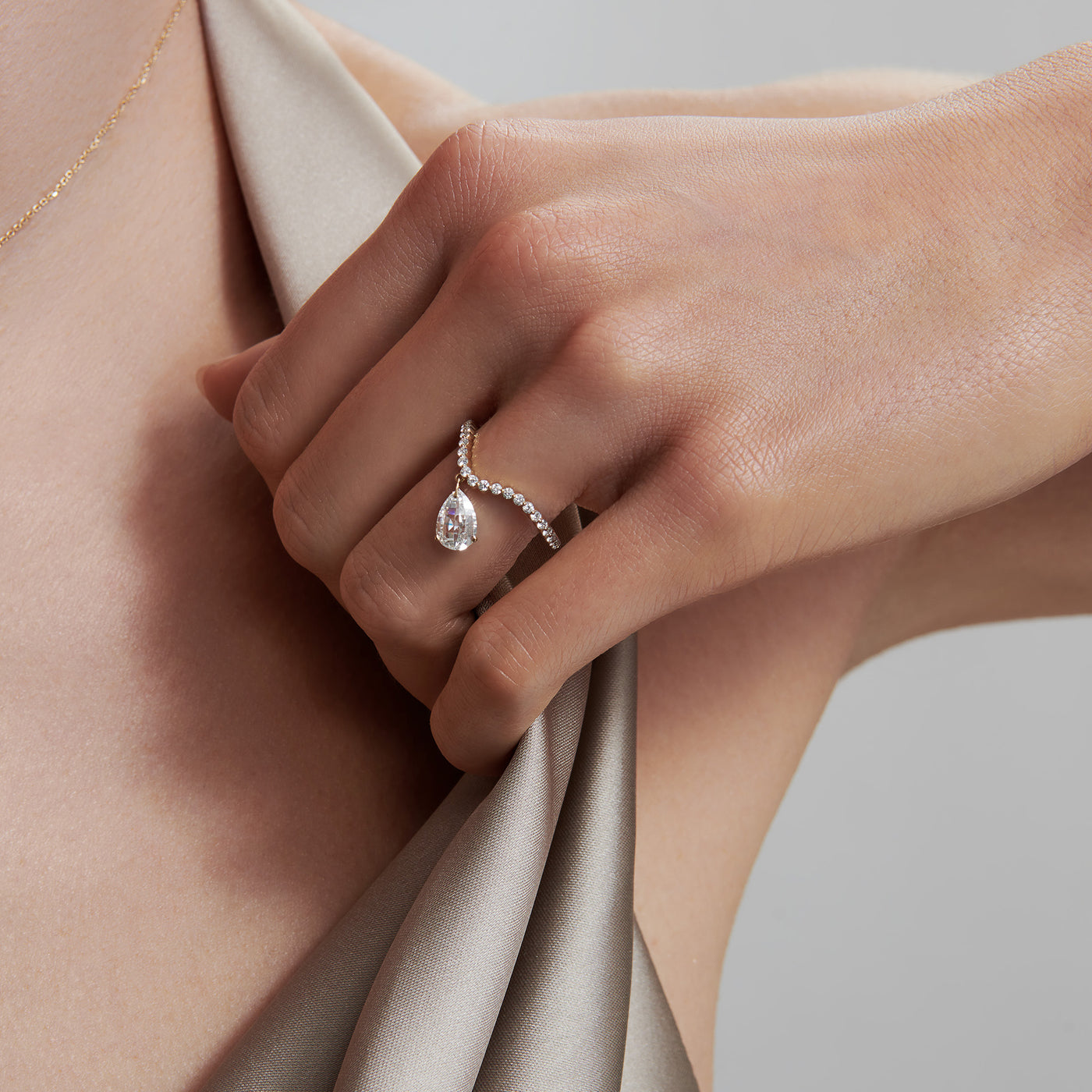 Tear drop curve ring - Tear Drop Diamond Curve Ring - The Future Rocks - 2