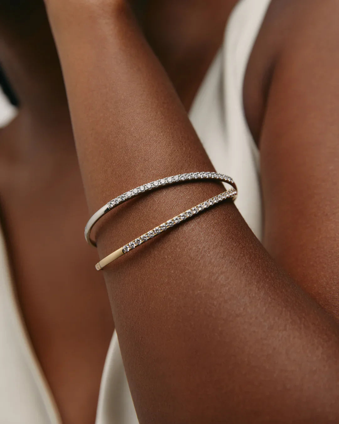  Leonis bangle - Leonis Lab-Grown Diamond Bangle Bracelet -  The Future Rocks -    2 