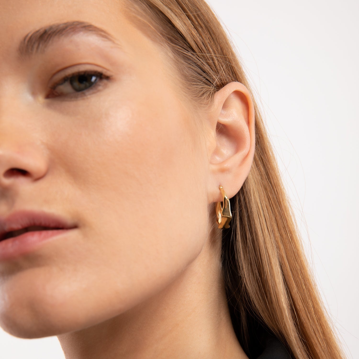  Roots hoop earrings - Gold Vermeil Hoop Earrings -  The Future Rocks -    5 