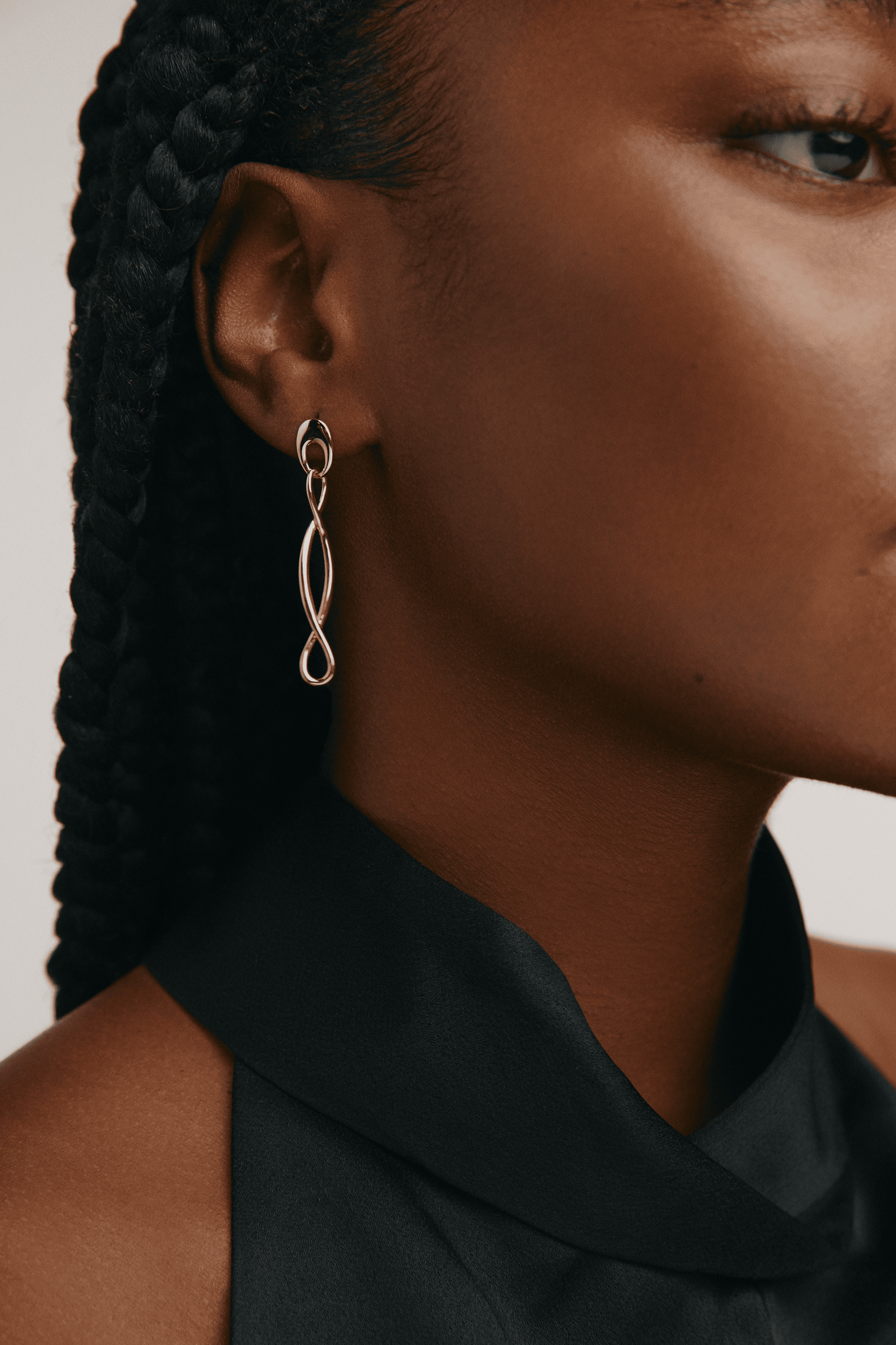 Astra earrings - 14K Gold Infinity Hoop Earrings -  The Future Rocks -    2