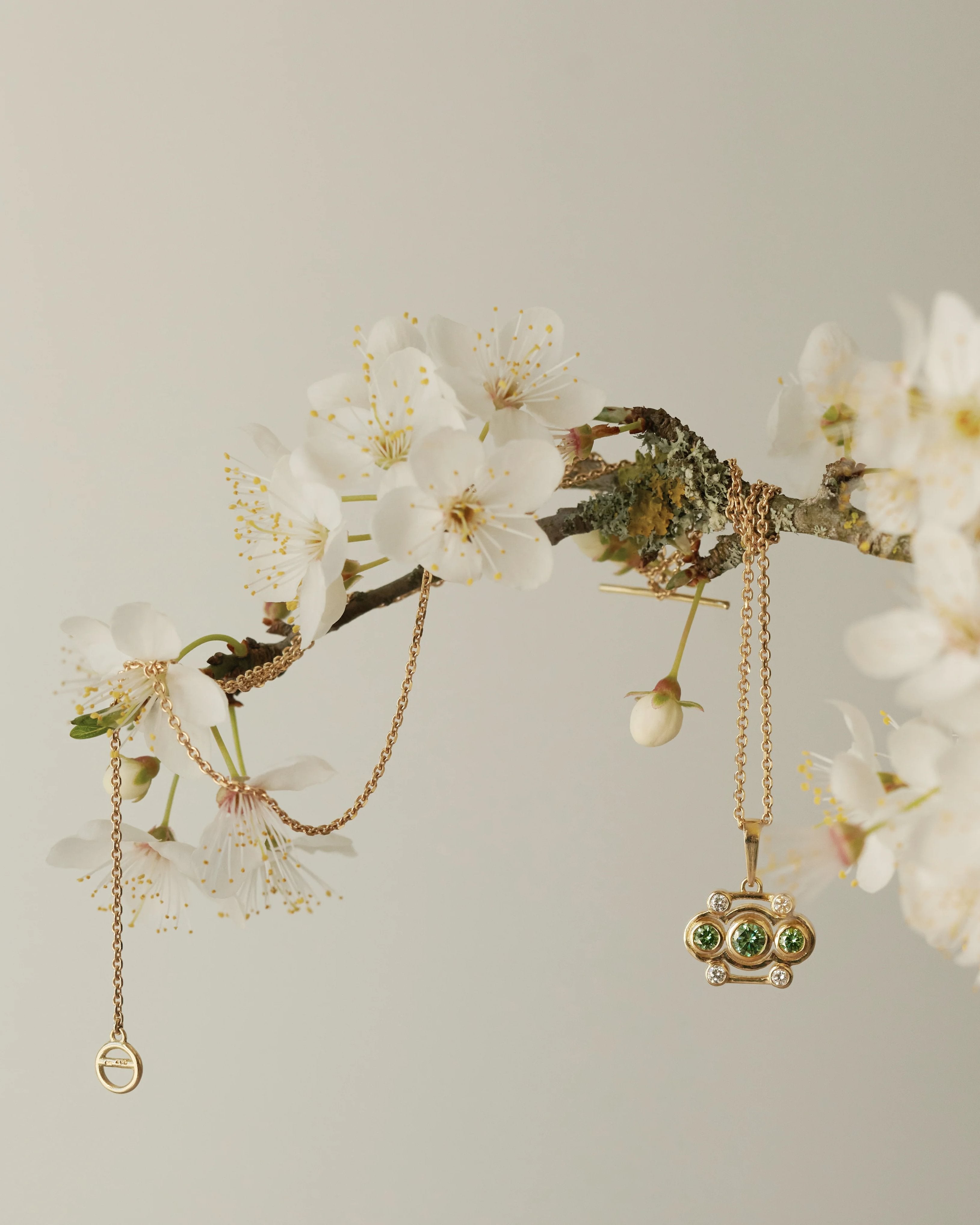  Blossom pendant - Blossom Green Diamond Pendant -  The Future Rocks -    3 