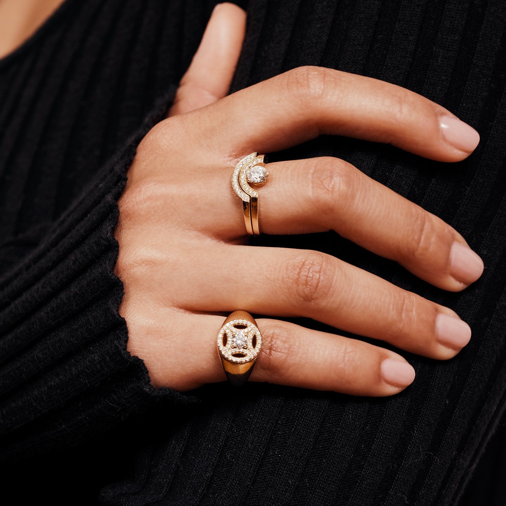  Chevalière perpétuel.le pavée ring - Chevalière Perpétuel.le Pavée Ring -  The Future Rocks -    2 