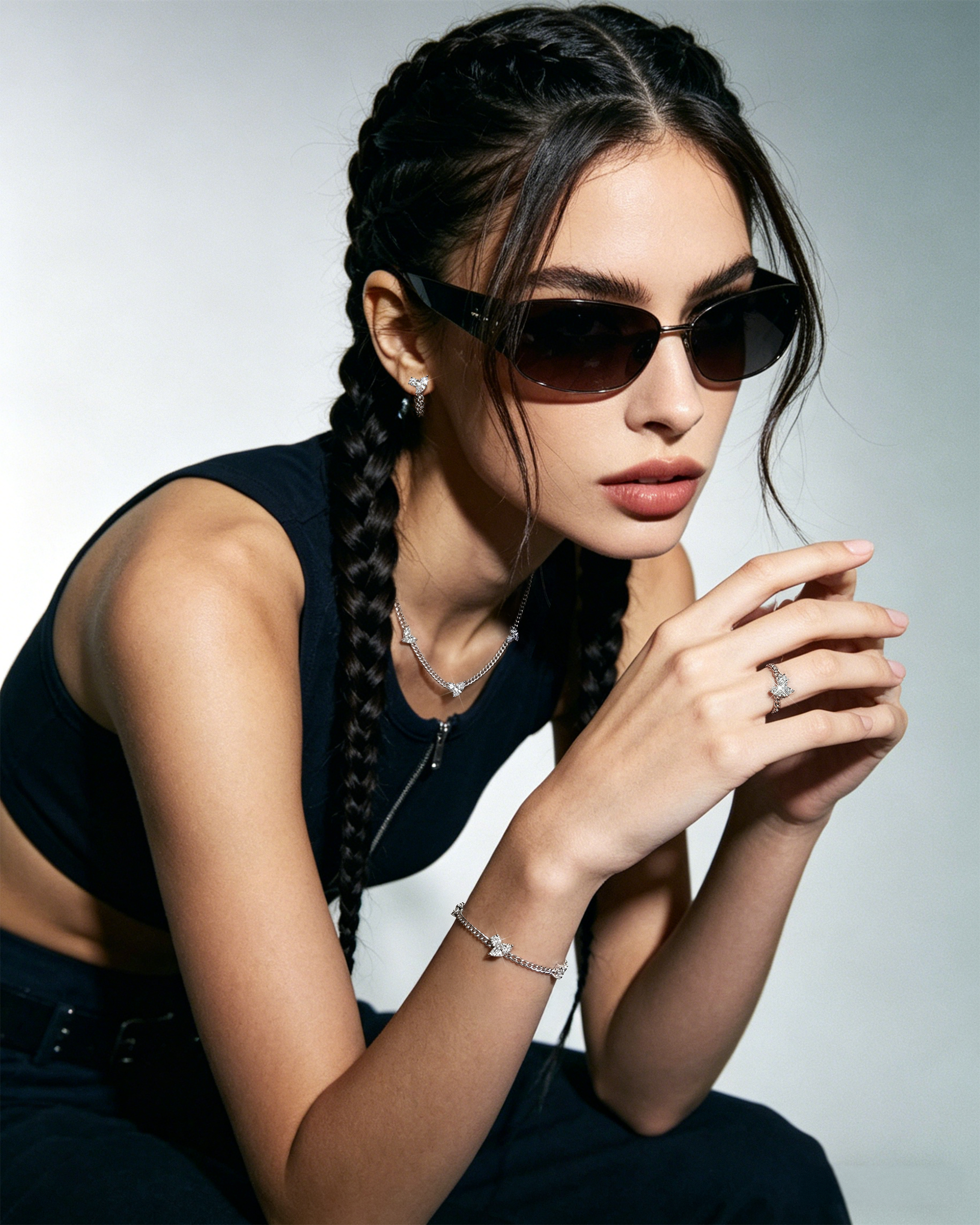 Clara curb-link ring - Curb-Link Lab Diamond Ring -  The Future Rocks -    3