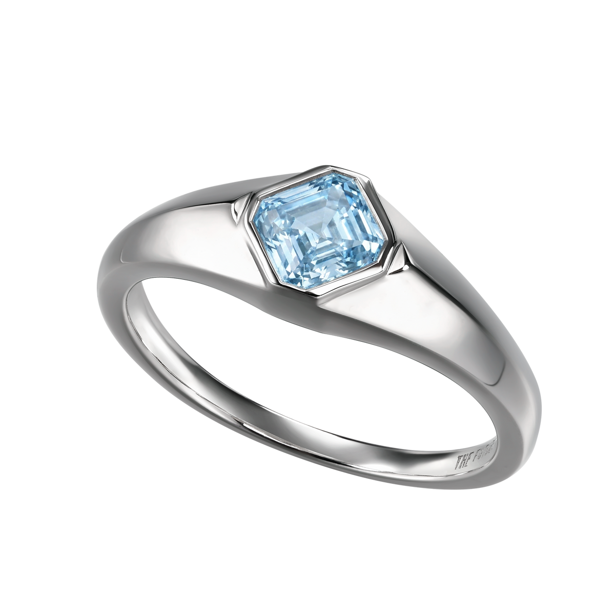 Supernova signet ring with aquamarine - Supernova signet ring with aquamarine -  The Future Rocks -    1